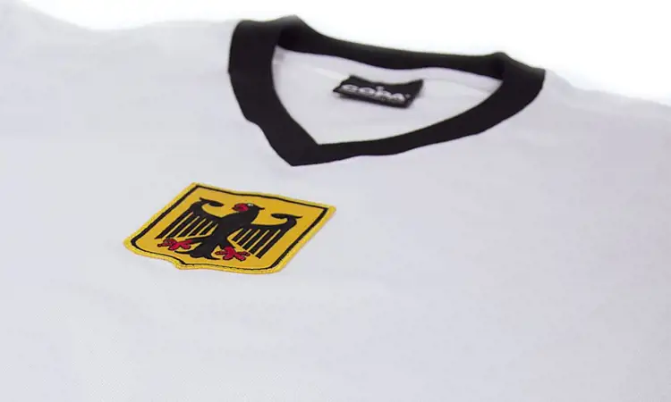 Goedkoop Duitsland voetbalshirt en t-shirt