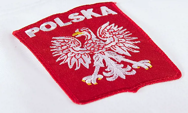 Goedkoop Polen voetbalshirt en t-shirt