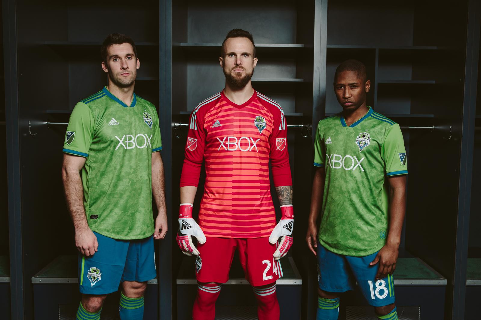 Seattle-Sounders-2018-shirt.jpg