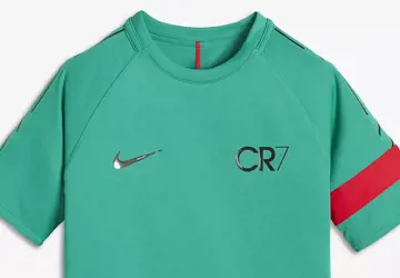 cr7-training-shirt-groen.jpg