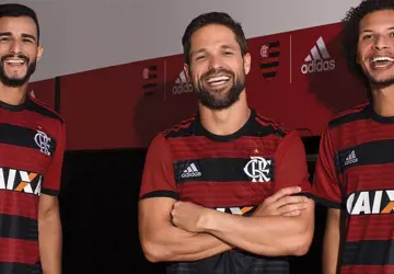 Flamengo-thuisshirt-1.jpg