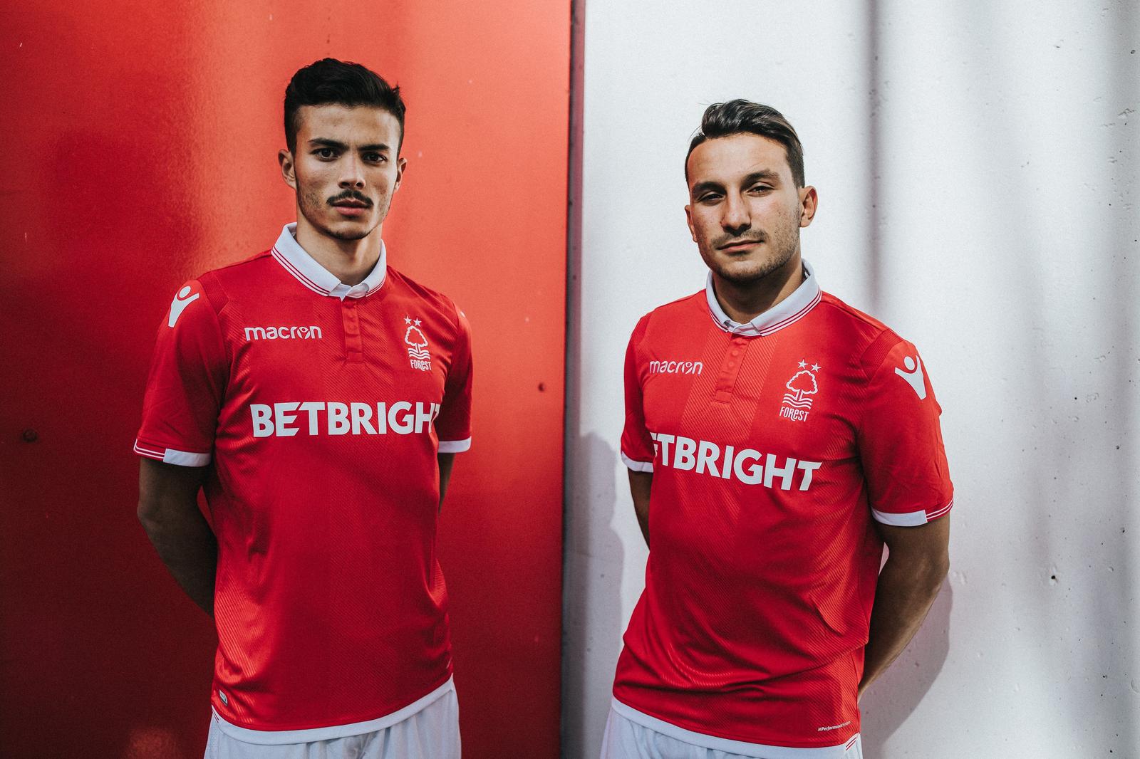 nottingham-forest-shirt-2018-2019.jpg