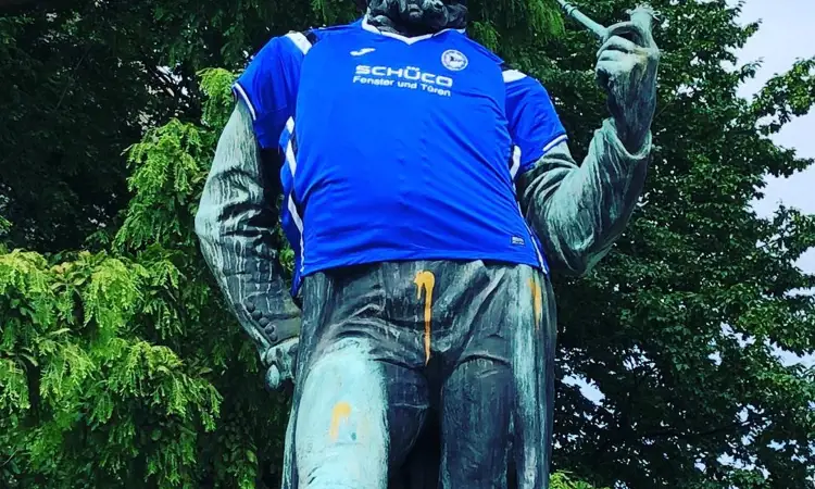 Arminia Bielefeld voetbalshirts 2018-2019