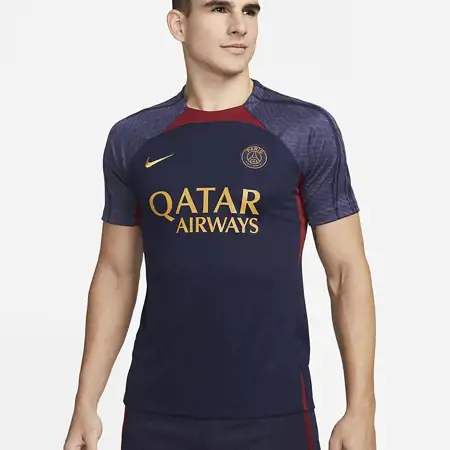 Dit zijn de Paris Saint Germain trainingsshirts 2023-2024