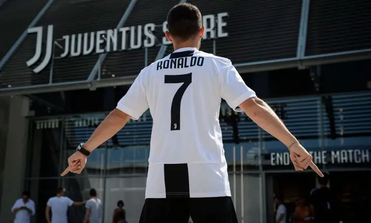 Het CR7 effect - Juventus verkoopt in twee maanden al meer voetbalshirts dan in 2017-2018