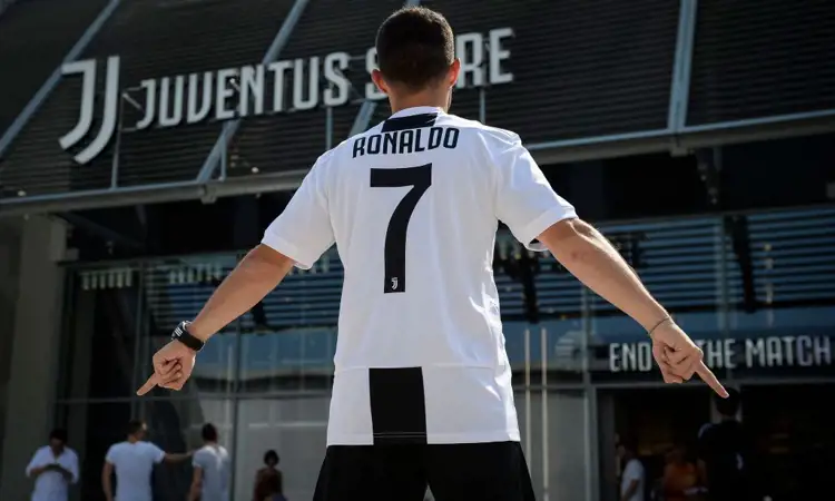 Juventus verkoopt meer dan 500.000 Ronaldo voetbalshirts binnen 24 uur