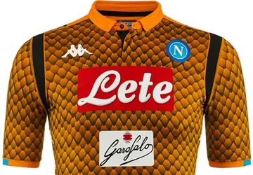 napoli-keepersshirt-2018-2019.jpg