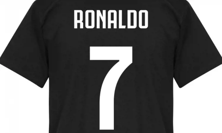 Goedkoop Juventus Ronaldo t-shirt en hoodie!