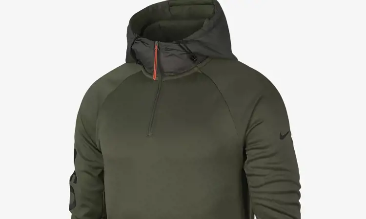 De super zieke NIKE FC voetbal hoody om in te sporten