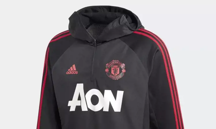 Het functionele Manchester United winter trainingspak 2018-2019