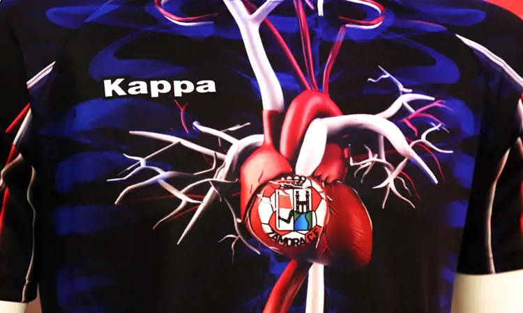 Zamora CF draagt speciaal bloedcirculatie voetbalshirt in 2018-2019