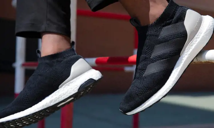 De zwarte adidas A16+ Ultraboost sneakers zijn herboren!
