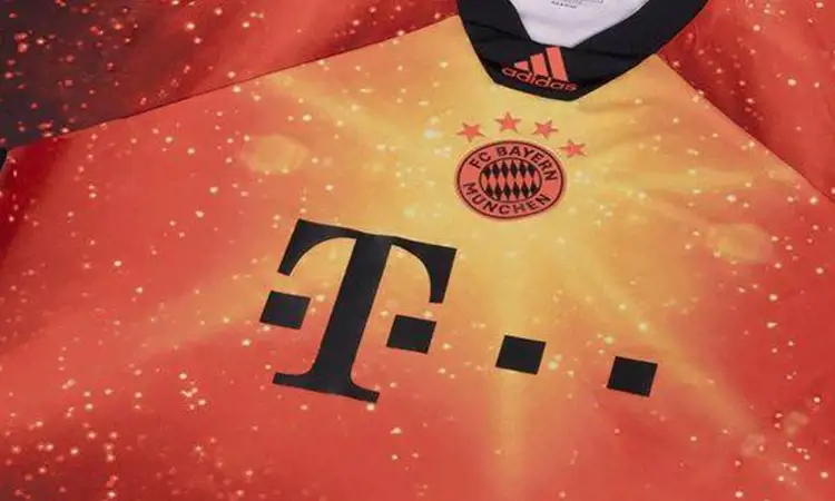 Bayern München x EA Sports FIFA19 Ultimate Team Mode voetbalshirt