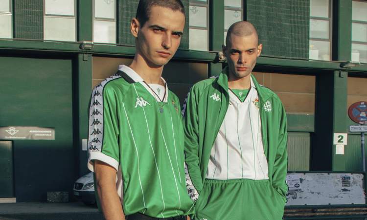 gans stuiten op Voeding Kappa lanceert gruwelijk Betis Sevilla retro shirt en traini -  Voetbalshirts.com