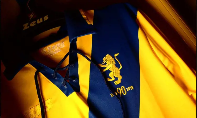 Frosinone Calcio 90-jarig jubileumshirt 2018-2019