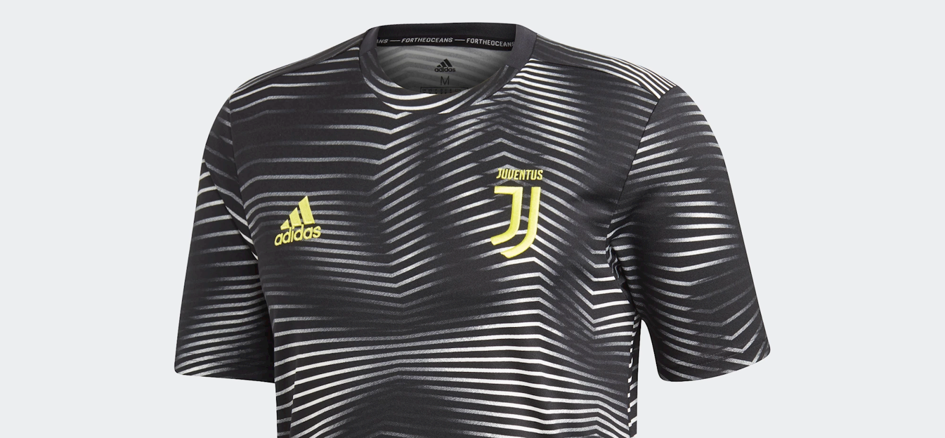 juventus-warming-up-shirt-2019.png