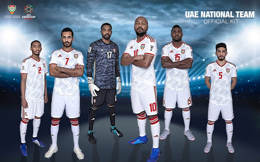 aanplakbiljet brug Moeras Verenigde Arabische Emiraten voetbalshirts 2019-2020 - Voetbalshirts.com