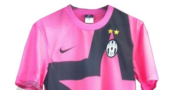Juventus_uitshirt_2011.jpg