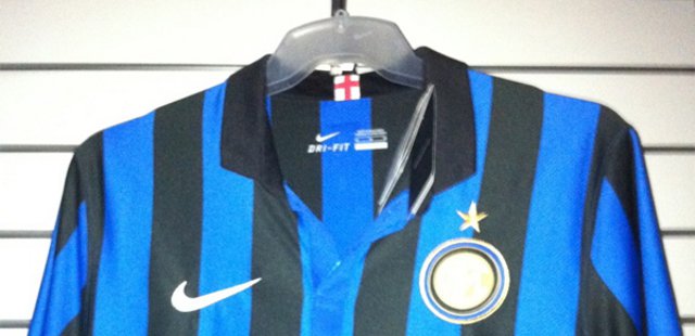 Inter_Milan_thuisshirt_2011_2012_uitgelekt.jpg