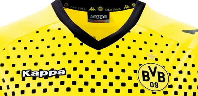 Borussia_Dortmund_thuisshirt_2011_2012(1).jpg