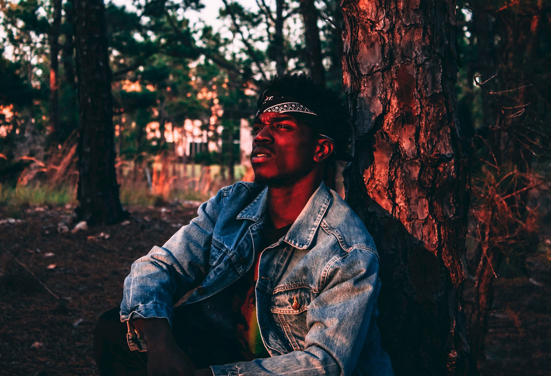 Voetballers, denim en het spijkerjack - Onlosmakelijk aan elkaar verbonden