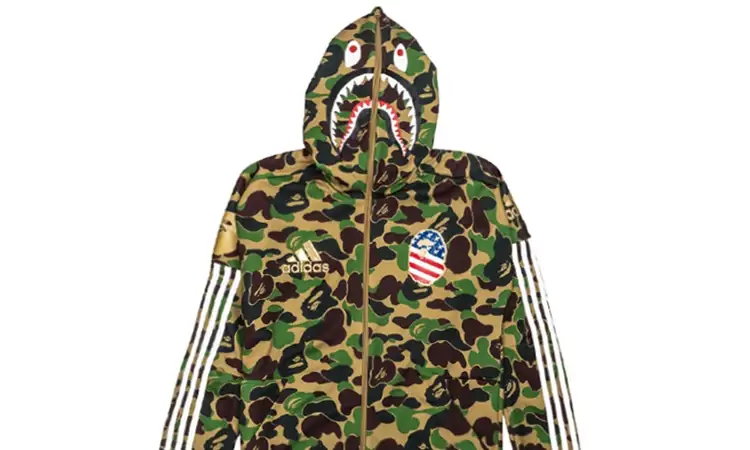 De adidas x BAPE camouflage hoodie en legging