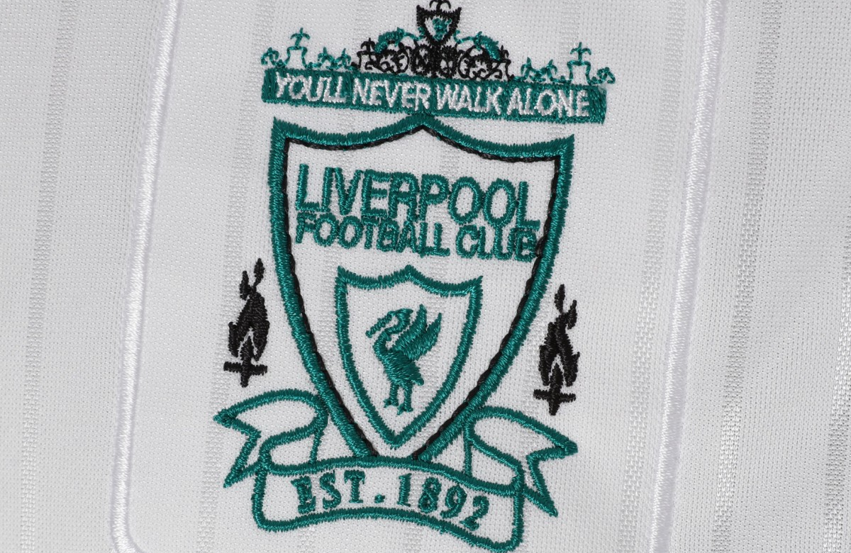 Liverpool lanceert opnieuw uitshirt van 1995-1996
