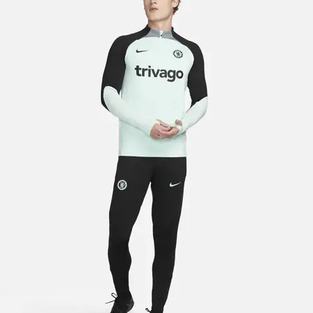 Dit zijn de Chelsea trainingspakken 2023-2024 van Nike