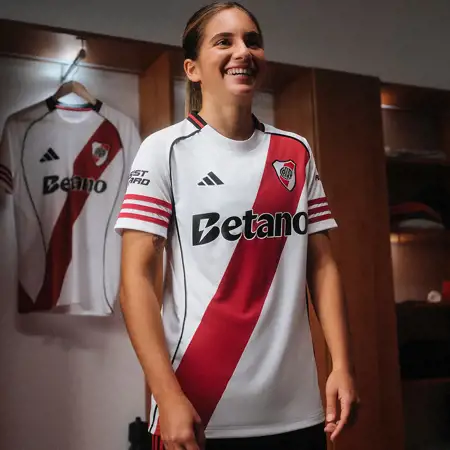 River Plate voetbalshirts 2025-2026 geïnspireerd door twee historische prijzen