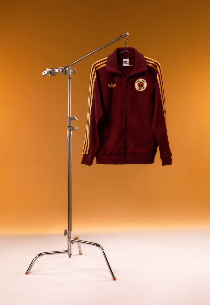 Portland Timbers 3e shirt 2024-2025 ode aan Clive Charles