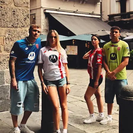 Dit zijn de AC Monza voetbalshirts 2024-2025