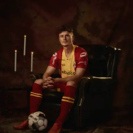Go Ahead Eagles voetbalshirts 2023-2024