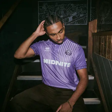Sheffield United voetbalshirts 2025-2026: Eerbetoon aan de staalstad