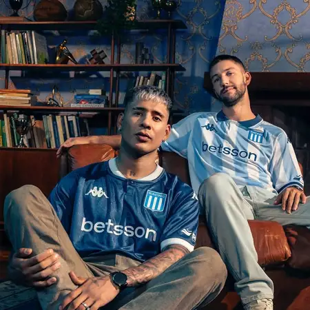 Dit zijn de Racing Club de Avellaneda voetbalshirts 2025