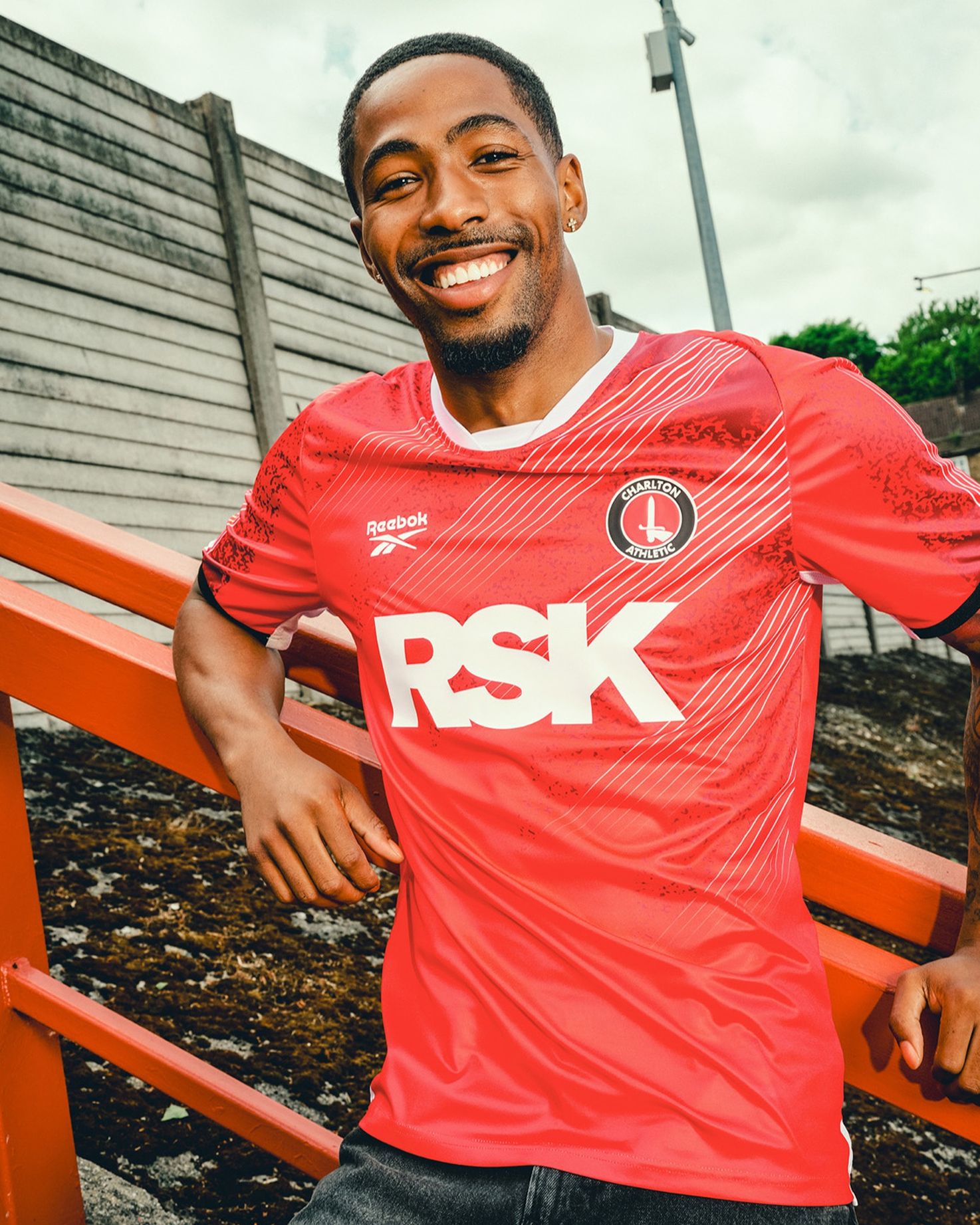 Dit zijn de Charlton Athletic voetbalshirts 2025-2026