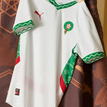 Marokko uitshirt 2025 geïnspireerd door Marokkaanse tapijten