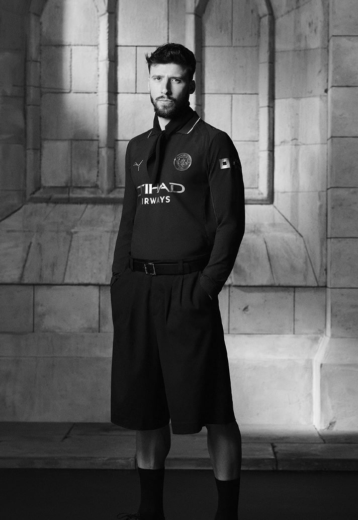 Manchester City uitshirt 2025-2026 geïnspireerd door eerste shirt