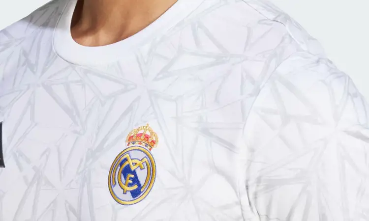 Real Madrid trainingsshirts 2024-2025 in teken van sterren!