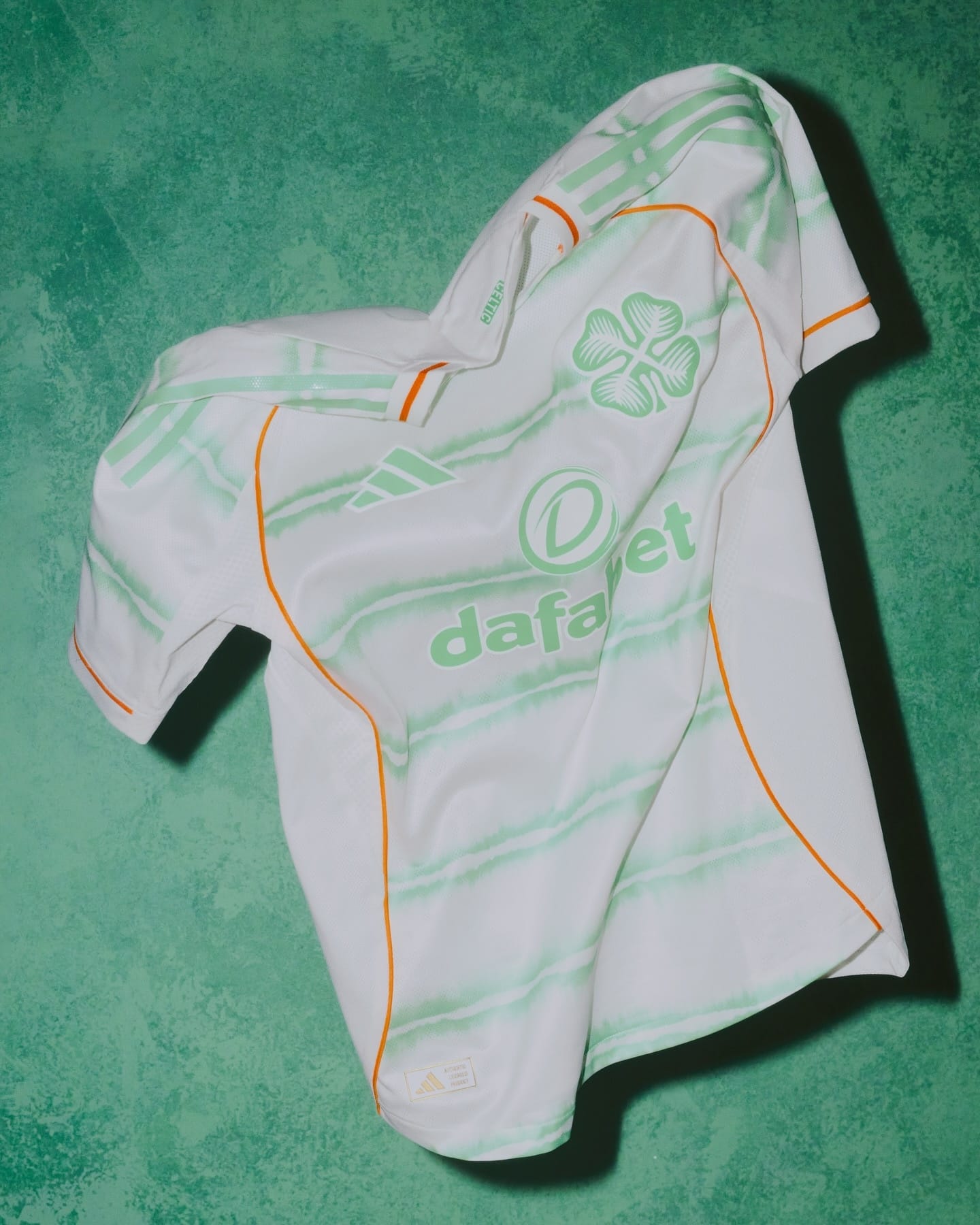 Celtic 3e shirt 2025-2026 geïnspireerd door Ierse roots!