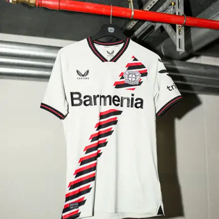 Bayer Leverkusen voetbalshirts 2023-2024