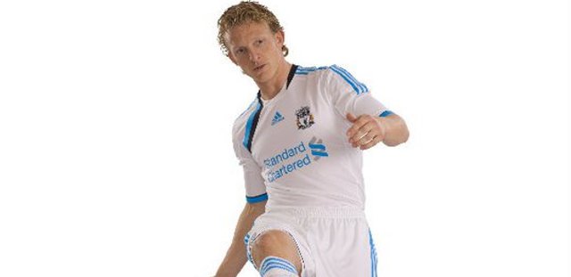 Liverpool_3e_shirt_2011_2012(1).jpg