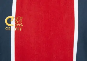 cruyff-classics-shirt-1975-psg.jpg