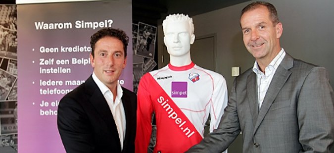 FC_Utrecht_thuisshirt_2011_2012.jpg