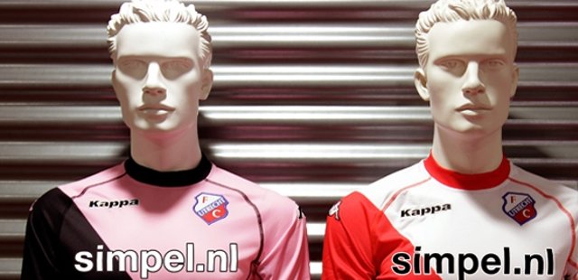 FC_Utrecht_voetbalshirts_2011_2012.jpg
