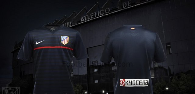 Atletico_Madrid_uitshirt_2011_2012.jpg