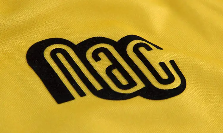 Het NAC Breda voetbalshirt van 1992-1993