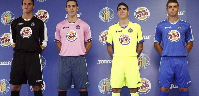 Getafe_voetbalshirts_2011_2012.jpg