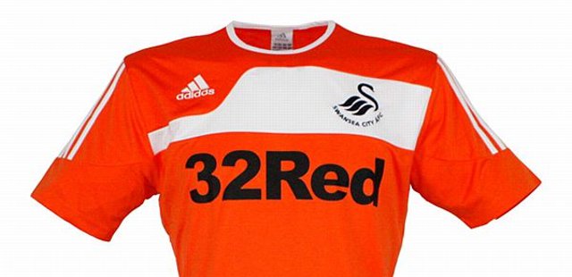 Swansea_City_uitshirt_2011_2012(1).jpg