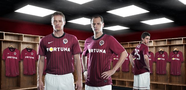 Sparta_Praag_thuisshirt_2011_2012.jpg