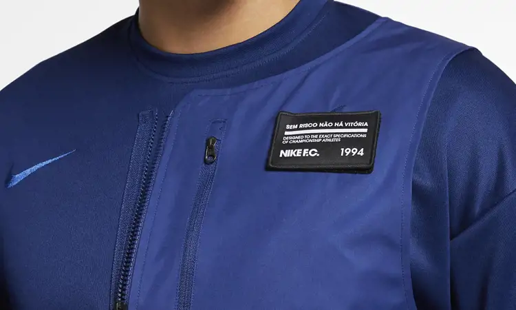 Nike lanceert super ziek Nike FC anthem trainingsjack of sweater